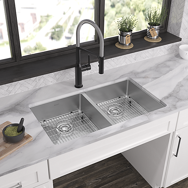 Elkay ECTSRAD33226TBG0 | Crosstown Equal Double Bowl Dual Mount Sink Kit | 33" x 22" x 6", 0 Hole
